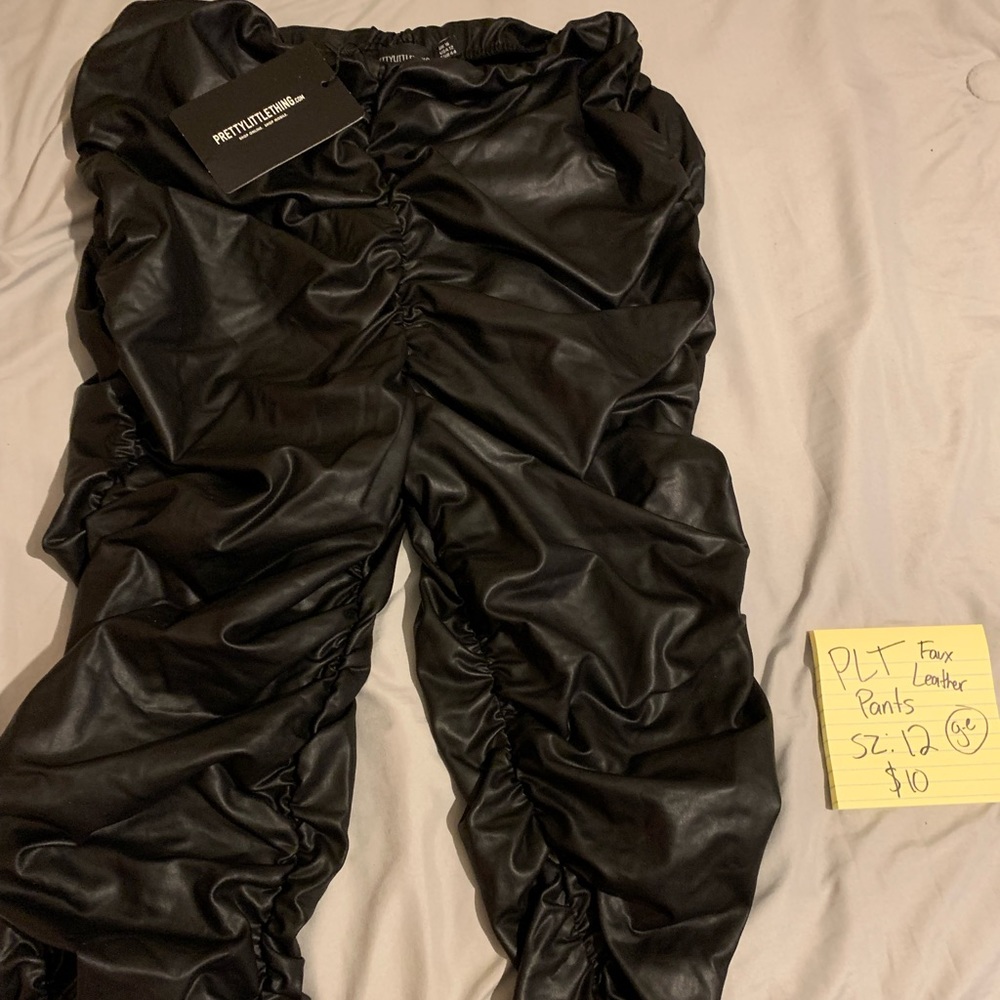 PLT scrunch leggings